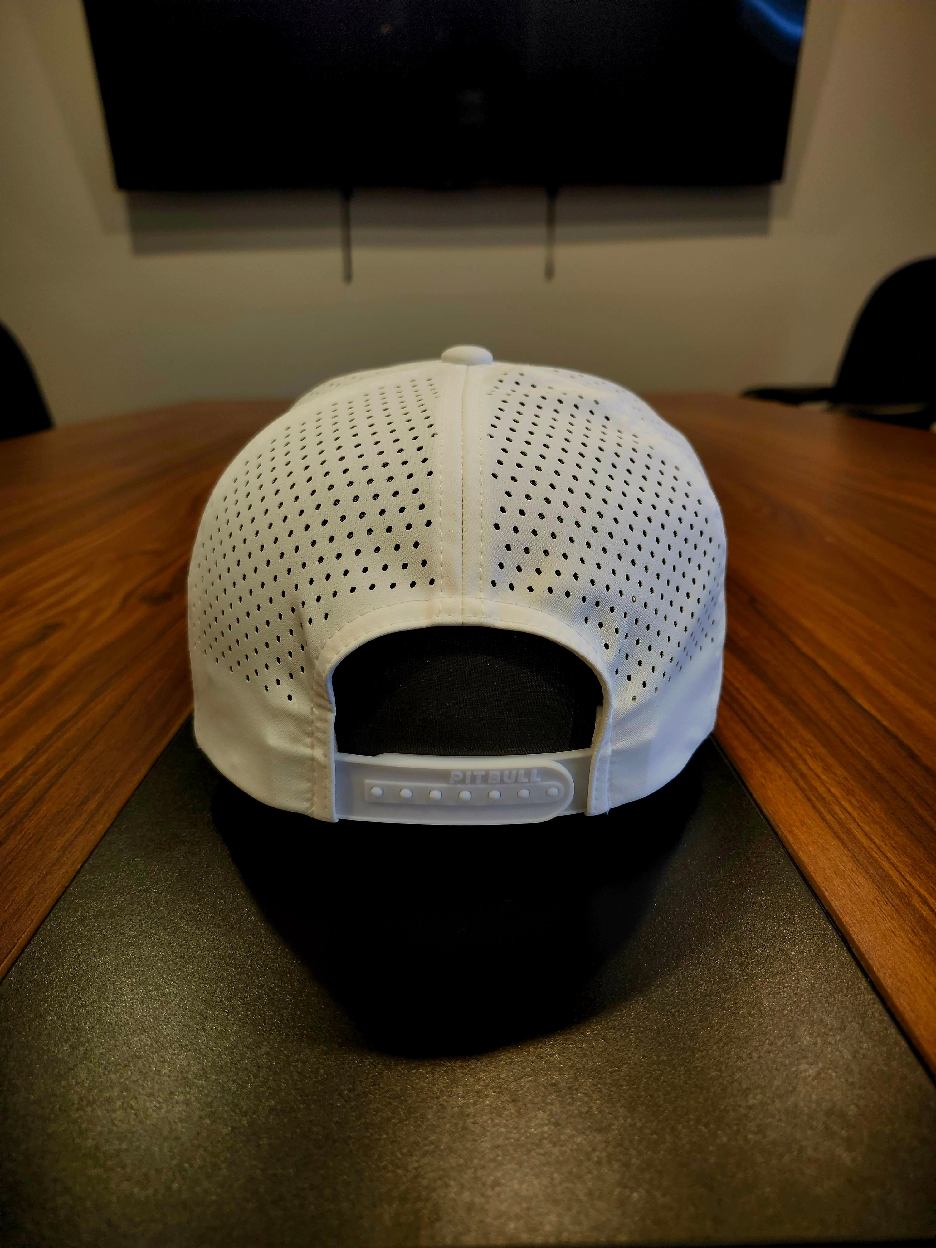 DM Caballo Alfa (hat)